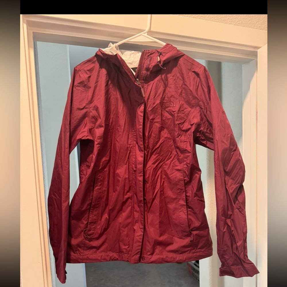 North face windbreaker/lightweight jacket